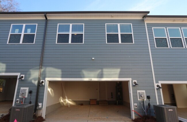 Building Photo - 310 Cloudcroft Aly