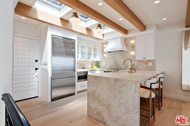 Building Photo - 11874 S Beach Club Way