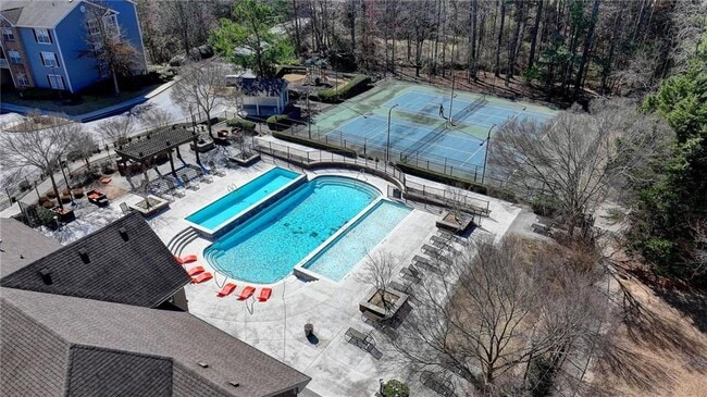 Building Photo - 4061 Howell Park Rd