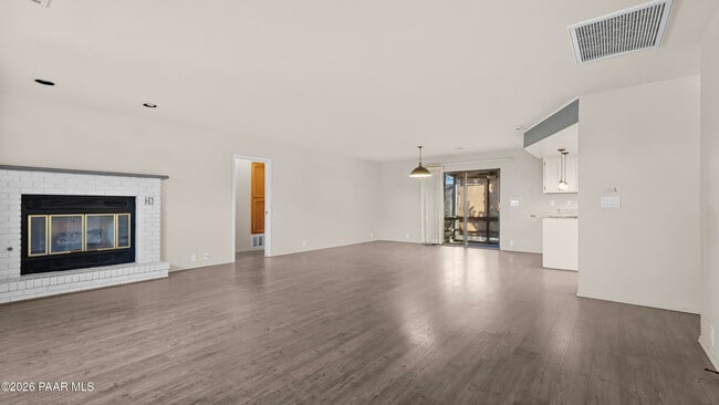 Building Photo - 11113 Cochise Cir