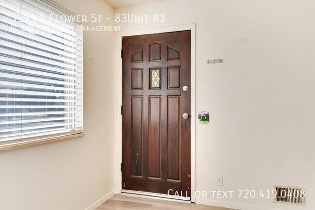 Building Photo - 3355 S Flower St