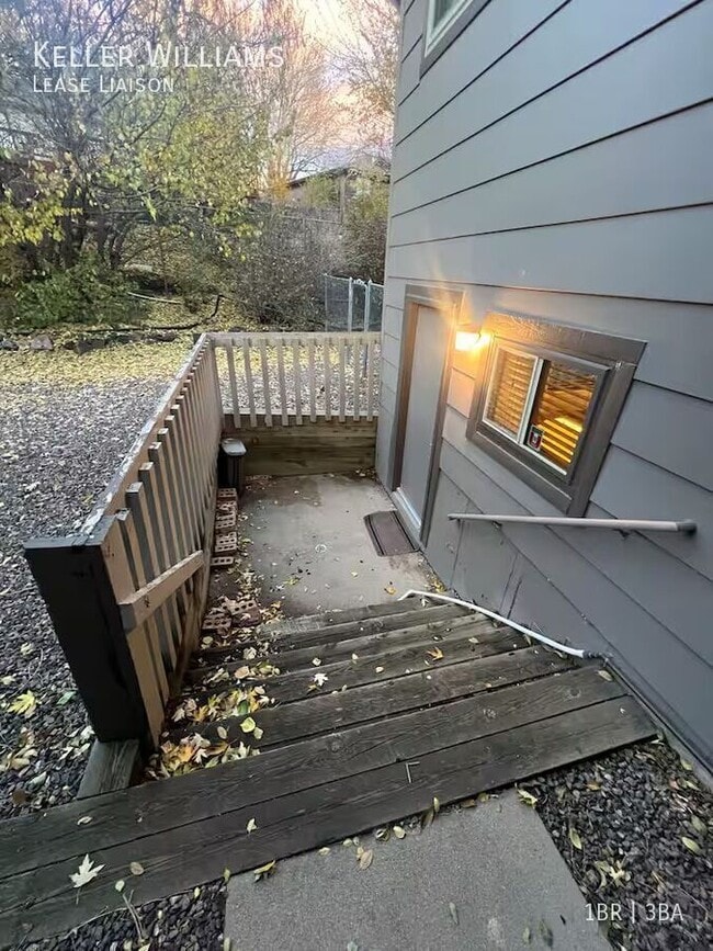 Building Photo - 1730 Blake St