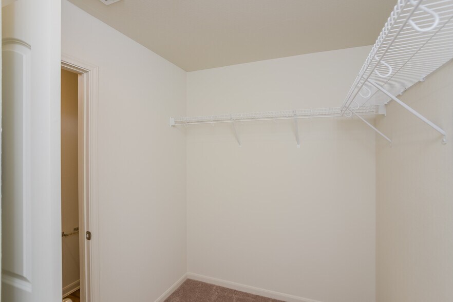 Building Photo - 7215 Calypso Cyn