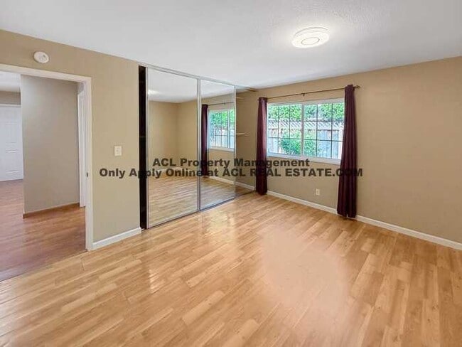 Building Photo - 3056 Stonehenge Rd