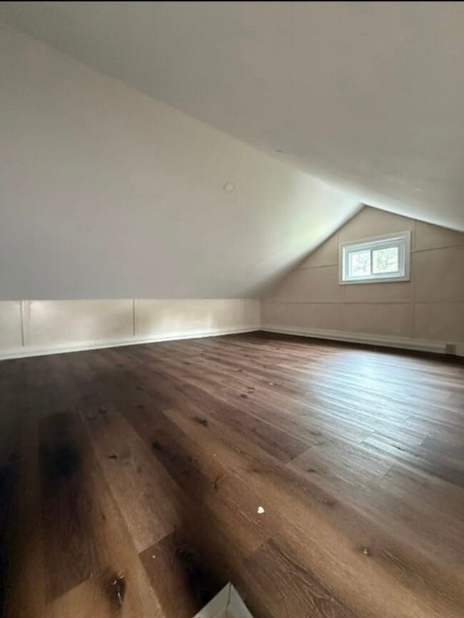 Building Photo - 593 Plank Rd