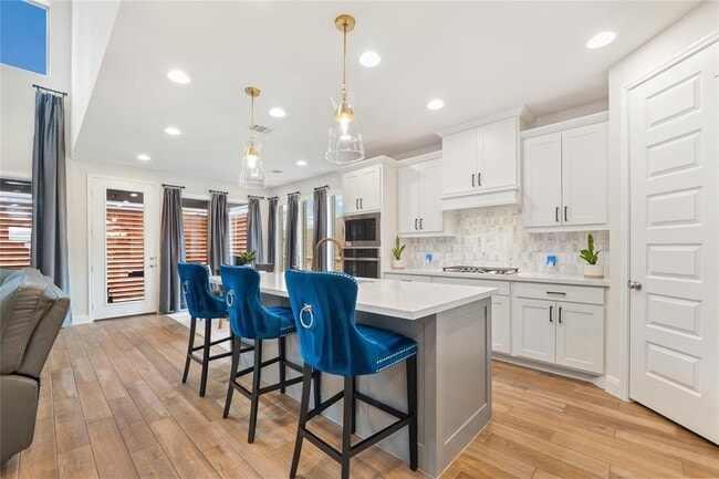 Building Photo - 212 Gary Wayne Dr