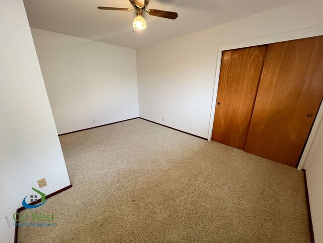 Building Photo - $1,995 - One Bedroom One Bath Apartment - ...