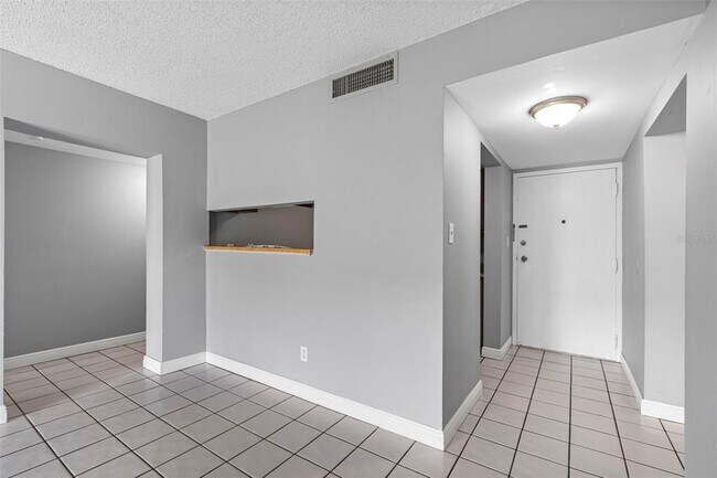 Building Photo - 5820 N Church Ave