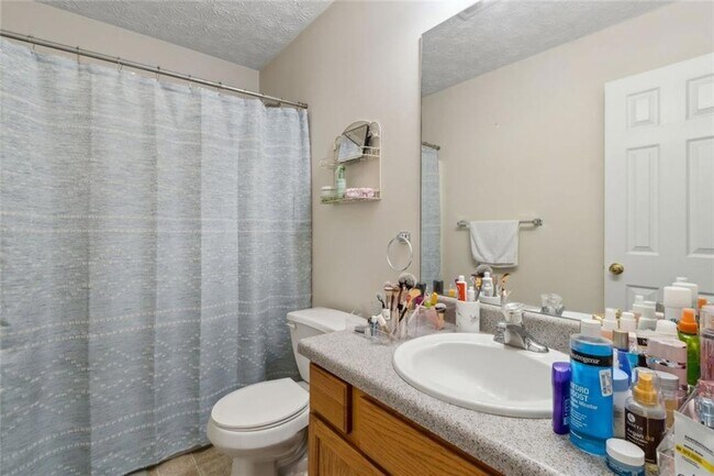 Building Photo - 436 Shenandoah Ct