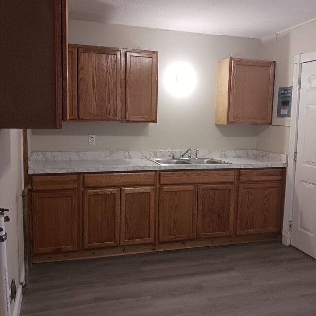 Building Photo - 4226 S Van Buren St