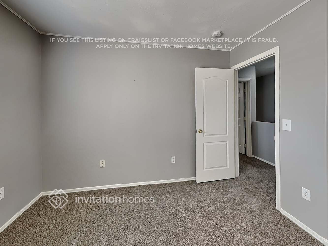 Building Photo - 10638 E Olla Ave