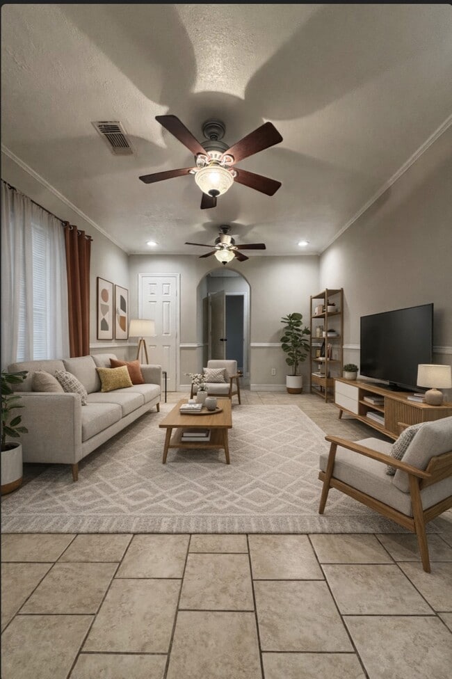 Building Photo - 1205 Bank Dr