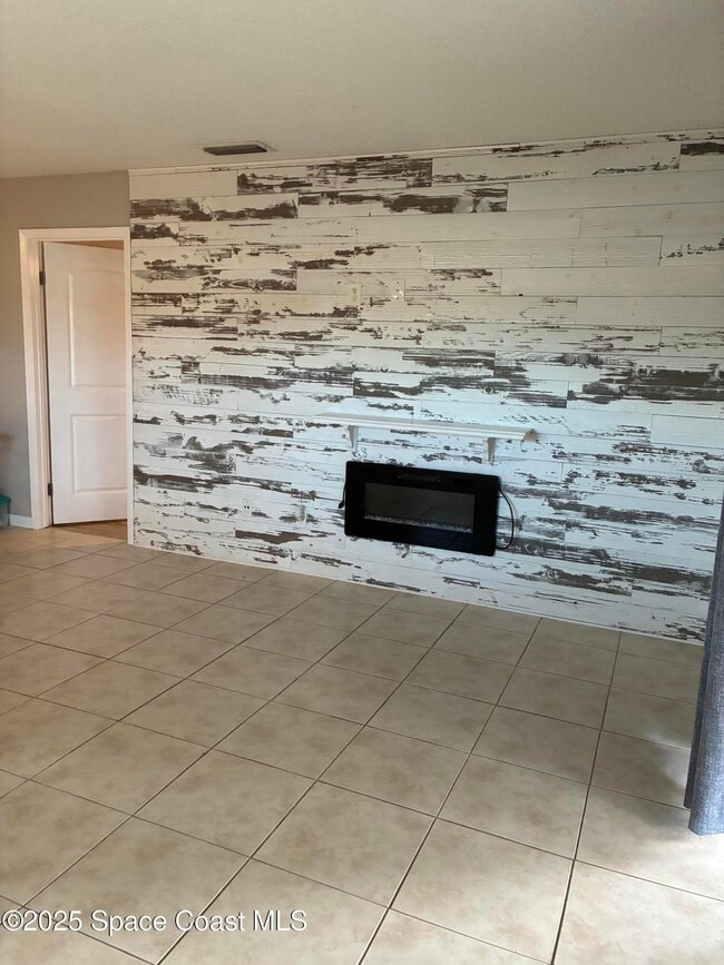 Building Photo - 467 Ibis Ln