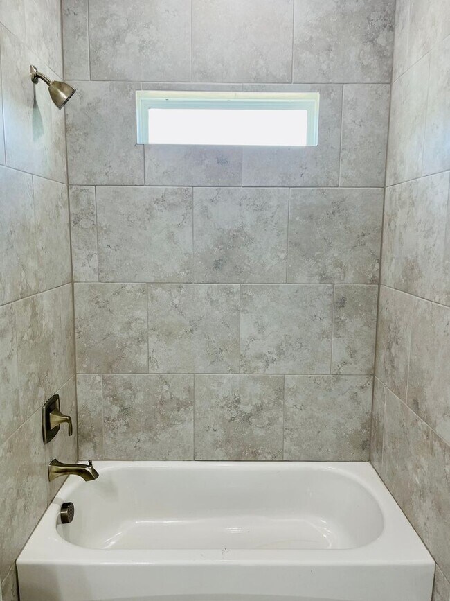 Building Photo - Welcome to your dream rental in beautiful ...