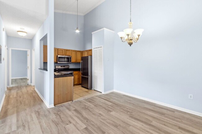 Building Photo - For Rent-  2nd months rent is FREE!!!!