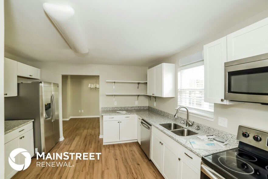 Building Photo - 117 Mayflower Cir