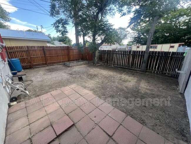 Building Photo - 511 7th St SW