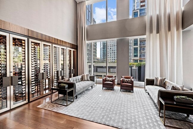 Building Photo - 133 Seaport Blvd