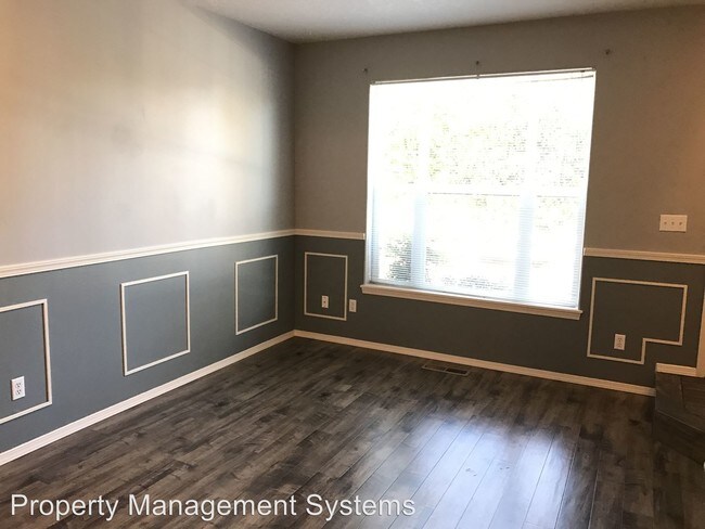 Building Photo - 19195 SE Yamhill St