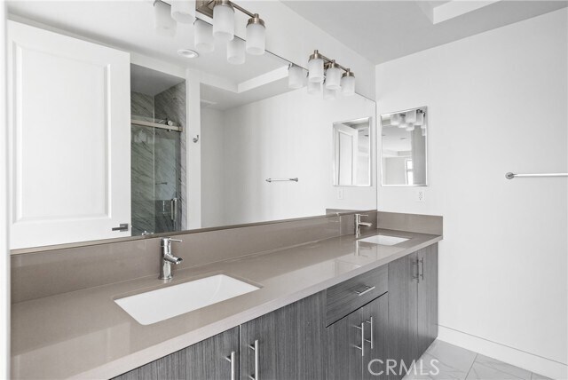 Building Photo - 168 S Monterey St