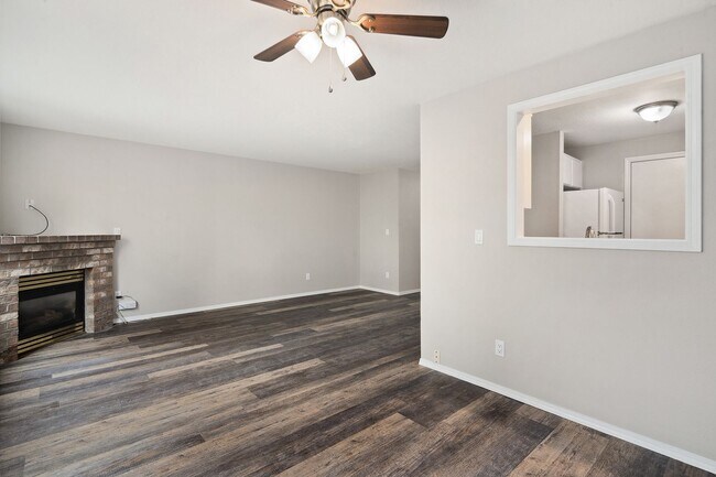 Building Photo - 6133SE