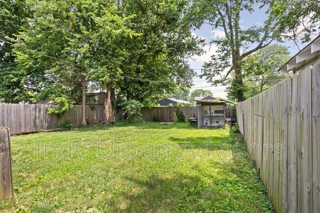 Building Photo - 4537 Crittenden Ave