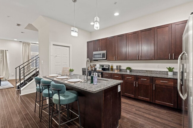 Building Photo - 826 N Broad St