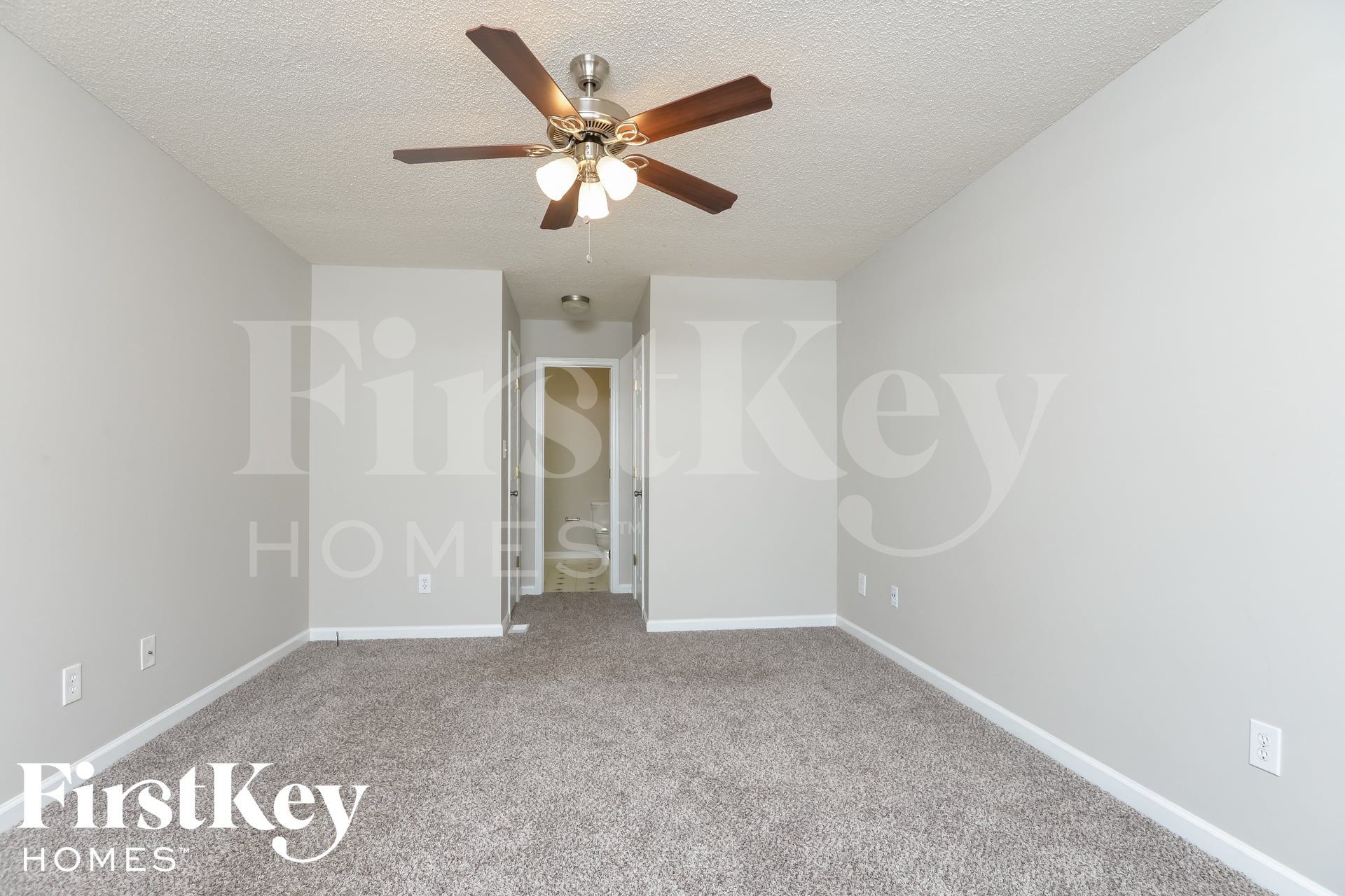Building Photo - 1755 Annendale Dr