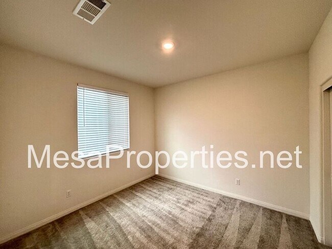 Building Photo - 12594 Ava Loma St