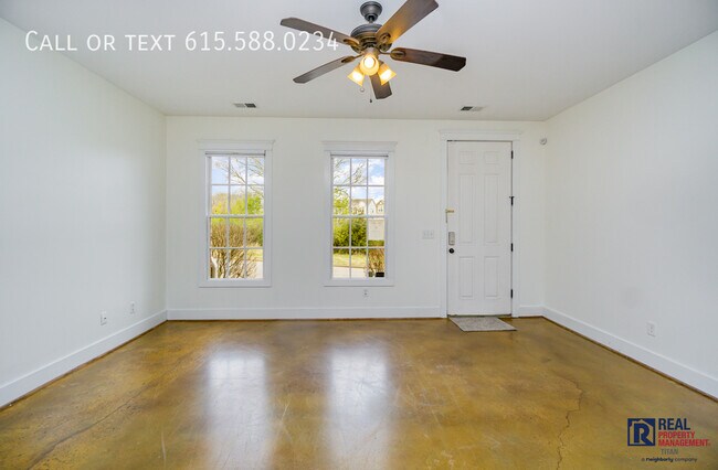 Building Photo - 1427 Winding Creek Dr
