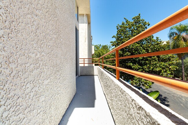 Building Photo - 1751 S Bentley Ave