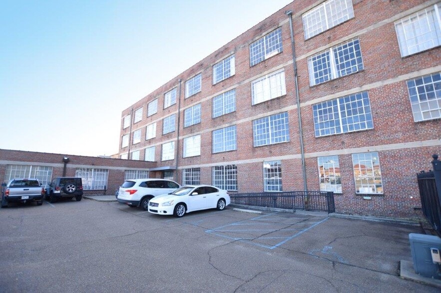 736 Dickies Lofts 736 S President St Jackson MS 39201 Apartment Finder