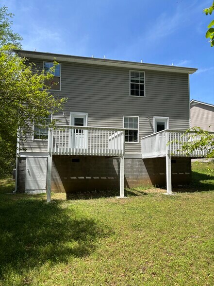 Rear View - 97 Lily Dr