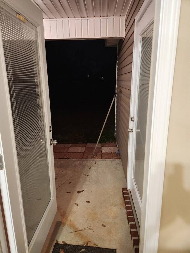 Building Photo - 8906 Winter Ct