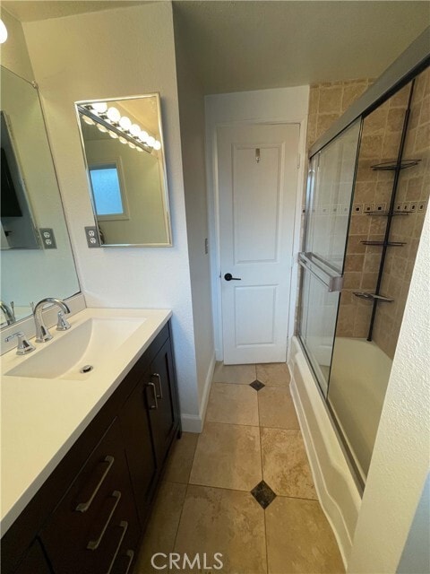 Building Photo - 4433 Los Serranos Blvd