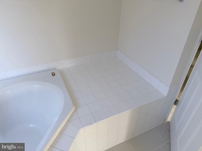 Building Photo - 5970 Spout Spring Ct