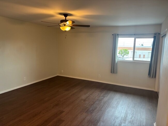 Building Photo - 1304 Mountain Ave