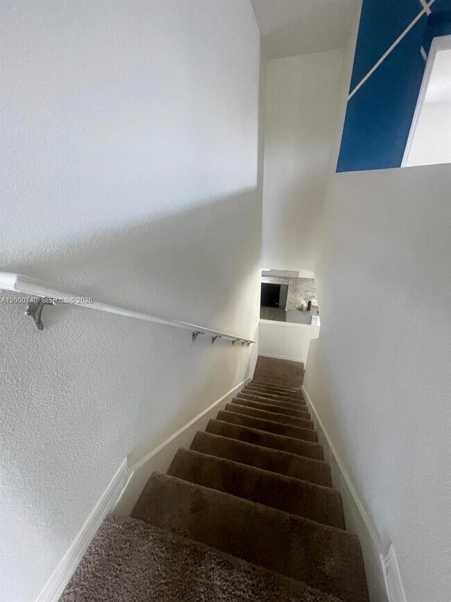 Building Photo - 594 Preserve Pointe Blvd