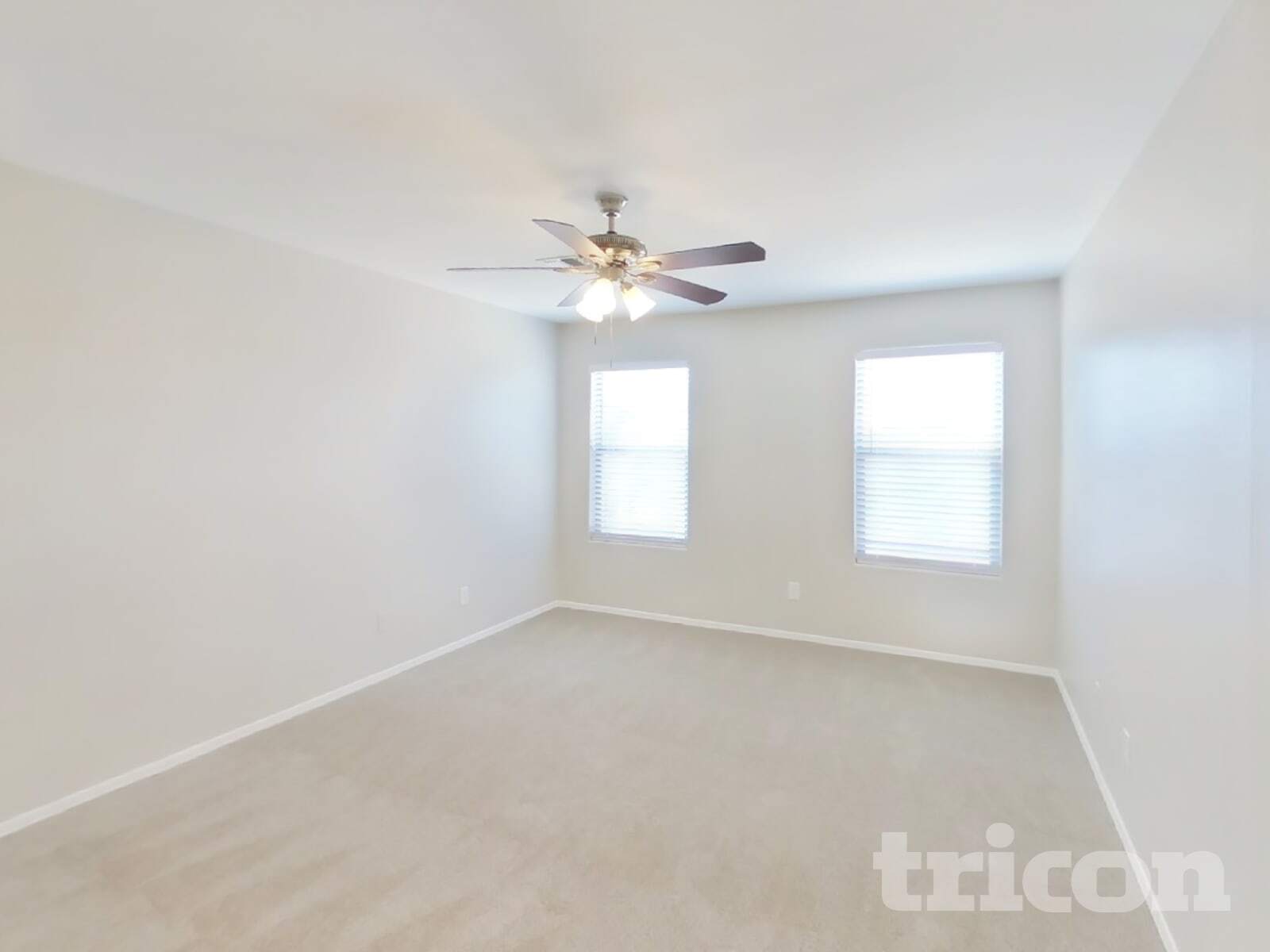 Building Photo - 377 E Maddison St