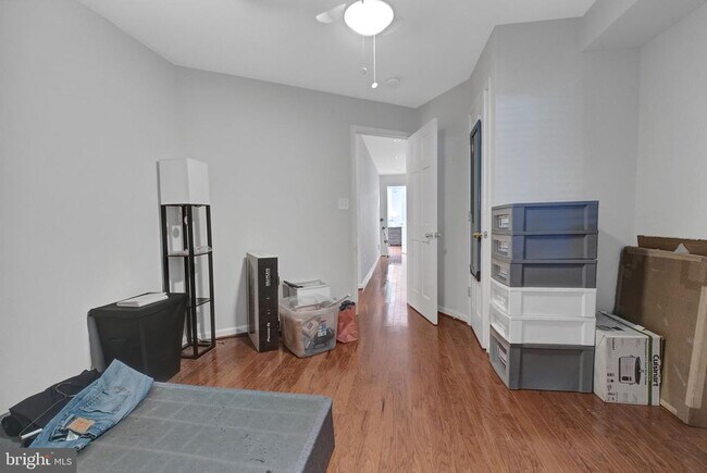 Building Photo - 1203 Girard St NW