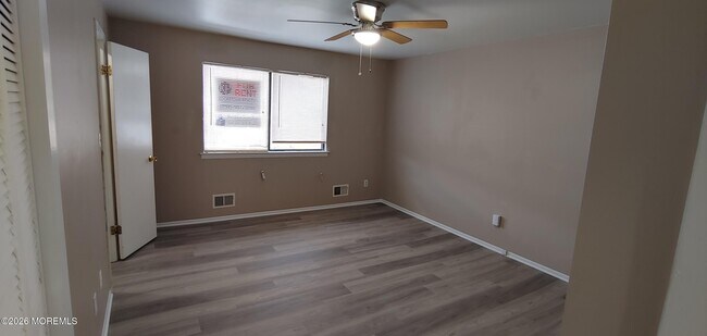 Building Photo - 161 Penn Ct
