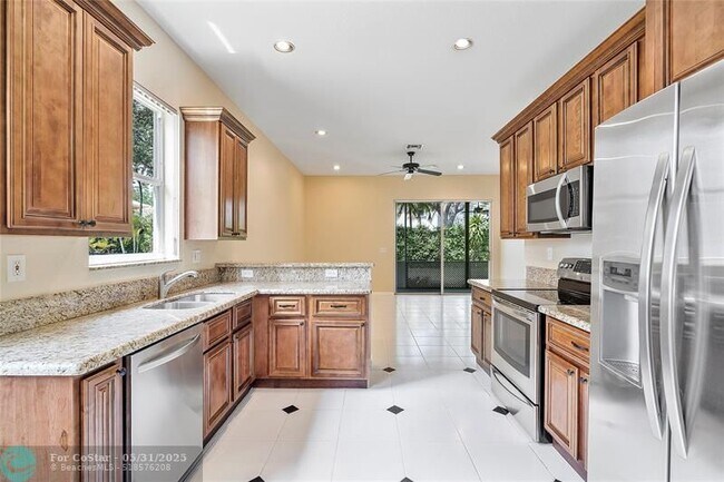 Building Photo - 11517 NW 49th Ct