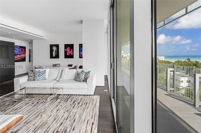 Building Photo - 120 Ocean 700