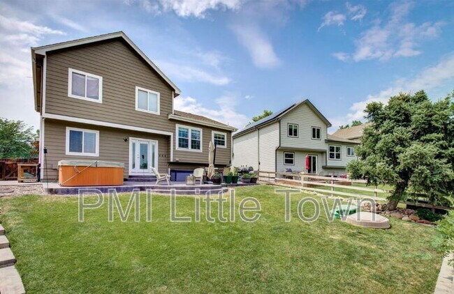 Building Photo - 16681 Martingale Dr