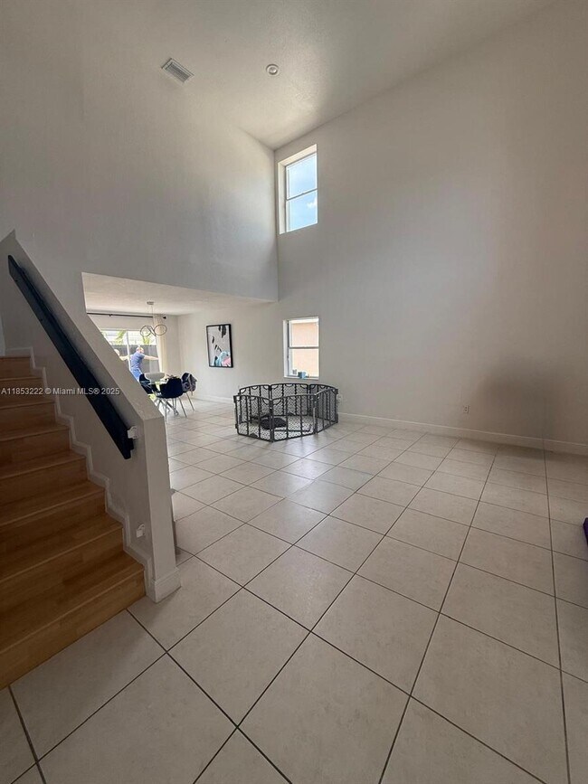 Building Photo - 9740 SW 155th Ave
