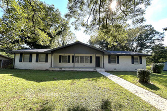 Building Photo - 2714 Treadway Dr