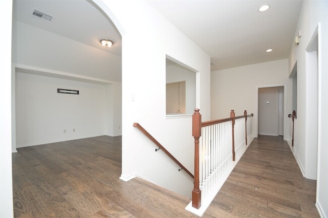 Building Photo - 25643 Winford Estate Dr