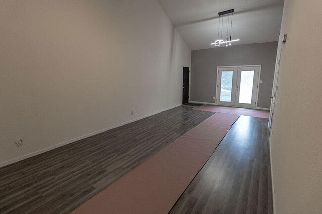 Building Photo - 3411 Crossings Dr