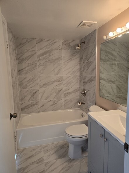 Building Photo - 11750 SW 18th St