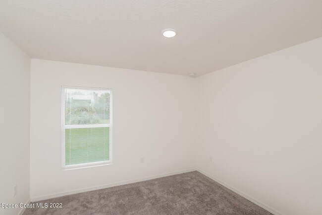 Building Photo - 3270 Hale Ave